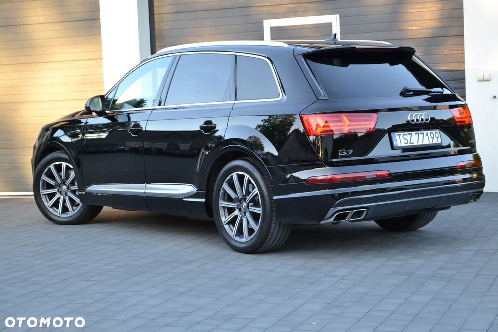 Audi Q7 3.0 TDI ultra Quattro Tiptronic - 24