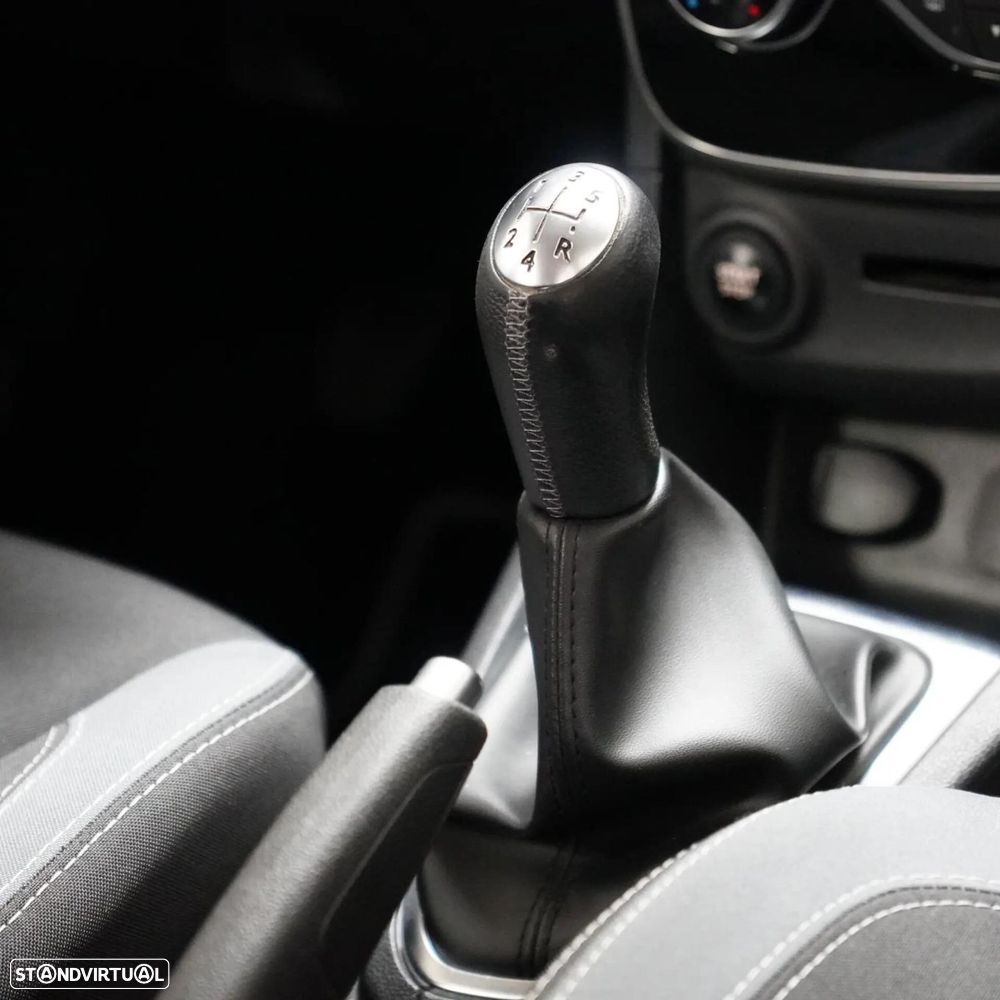 Renault Clio TCe 90 Dynamique - 25