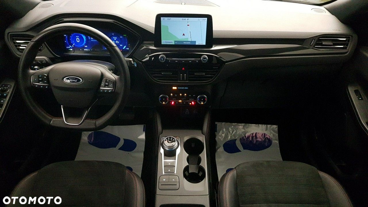 Ford Kuga - 18