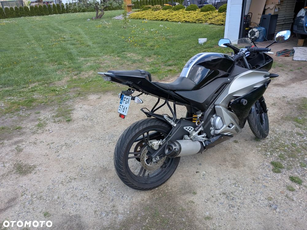 Yamaha YZF - 3