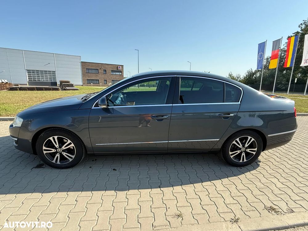 Volkswagen Passat - 8