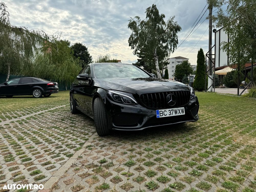 Mercedes-Benz C 250 7G-TRONIC AMG Line - 3