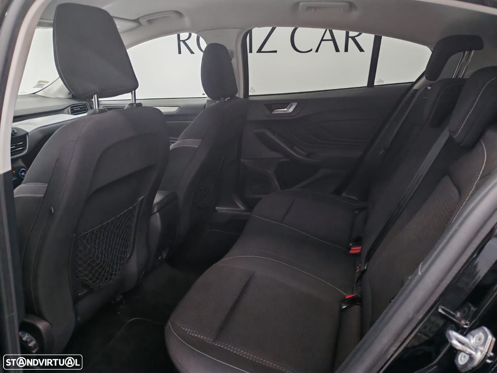 Ford Focus 1.5 TDCi EcoBlue Active - 12