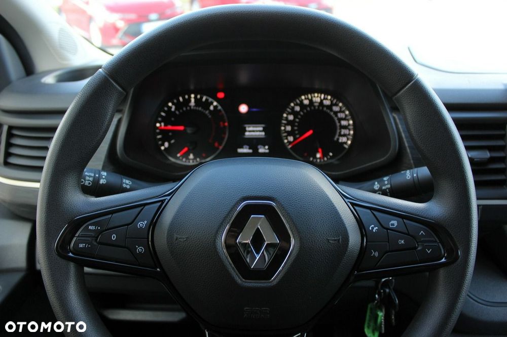Renault Trafic - 18