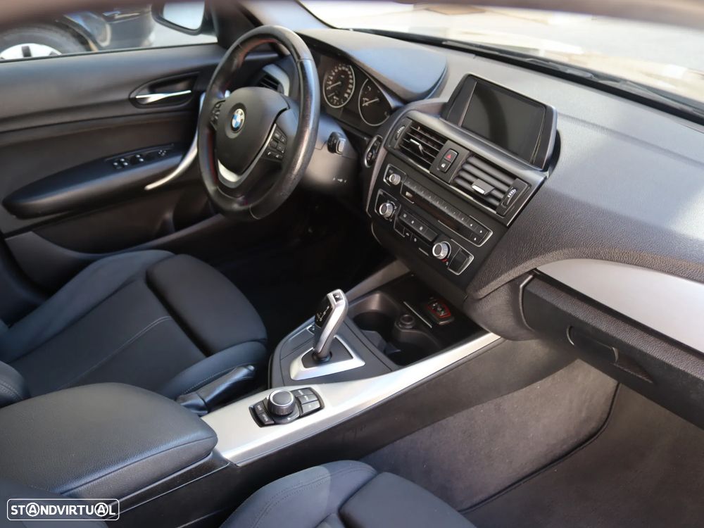 BMW 116 dA Line Sport - 16