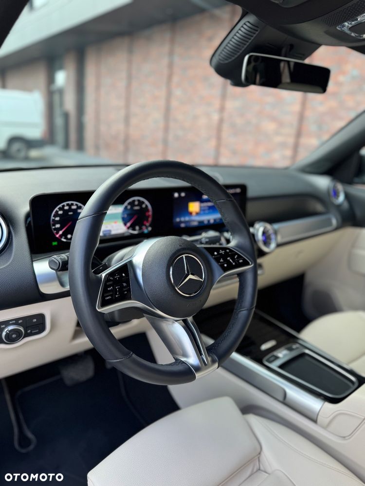 Mercedes-Benz GLB 200 d Progressive 8G-DCT - 34