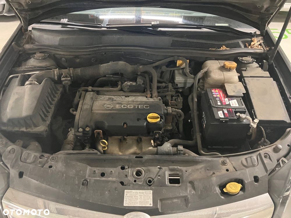 Opel Astra 1.4 - 9