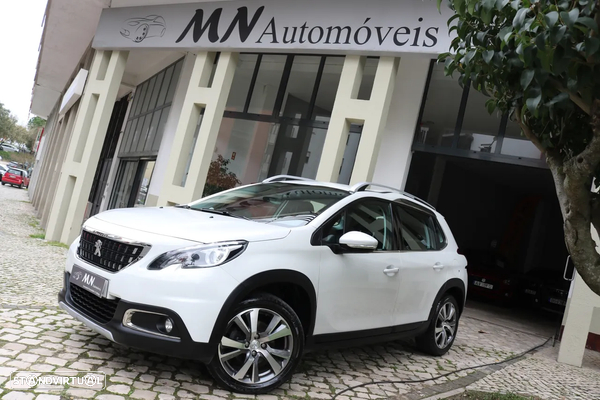 Peugeot 2008 1.2 PureTech Crossway