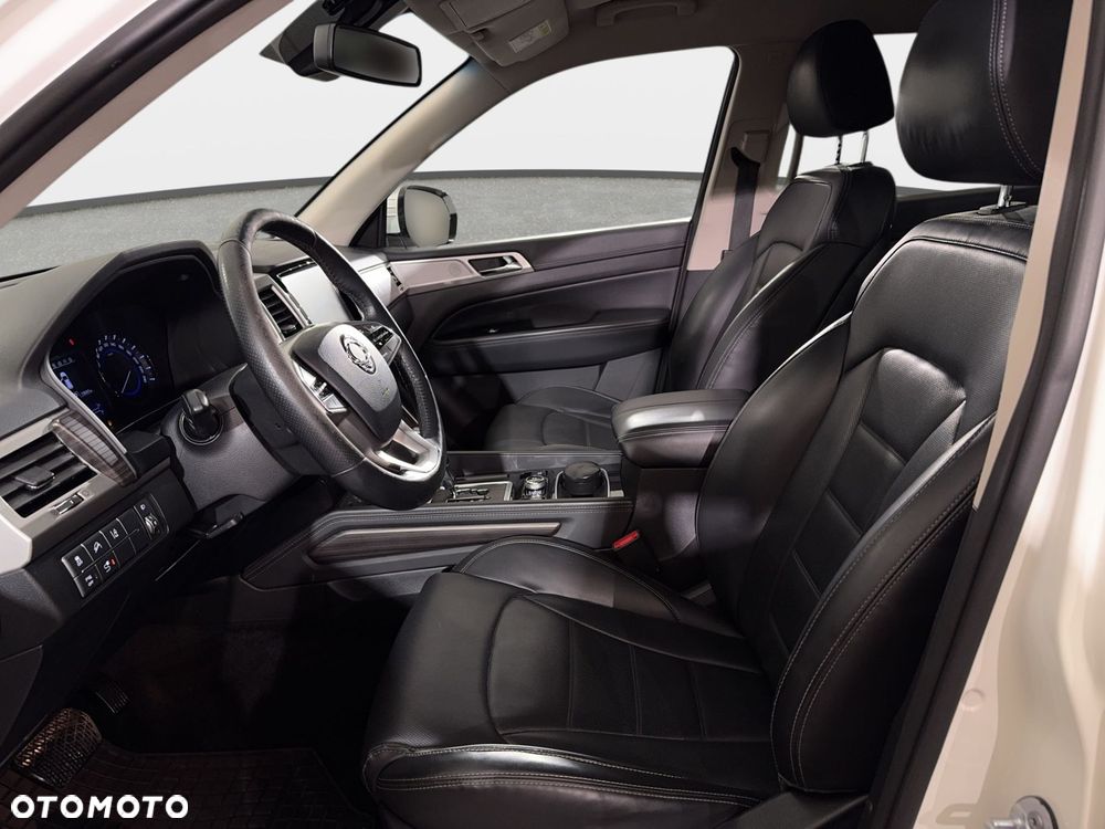 SsangYong/KGM Rexton - 12
