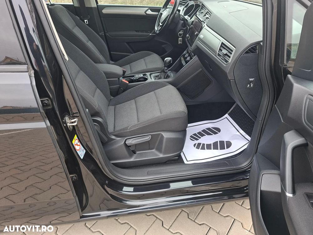 Volkswagen Touran 1.6 TDI SCR (BlueMotion Technology) DSG Comfortline - 13