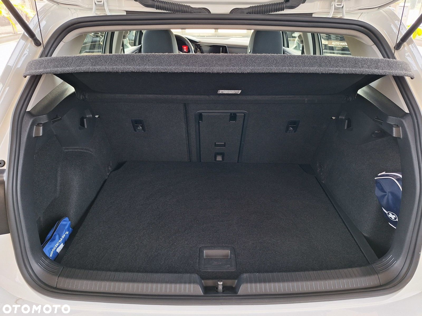 Volkswagen Golf - 14