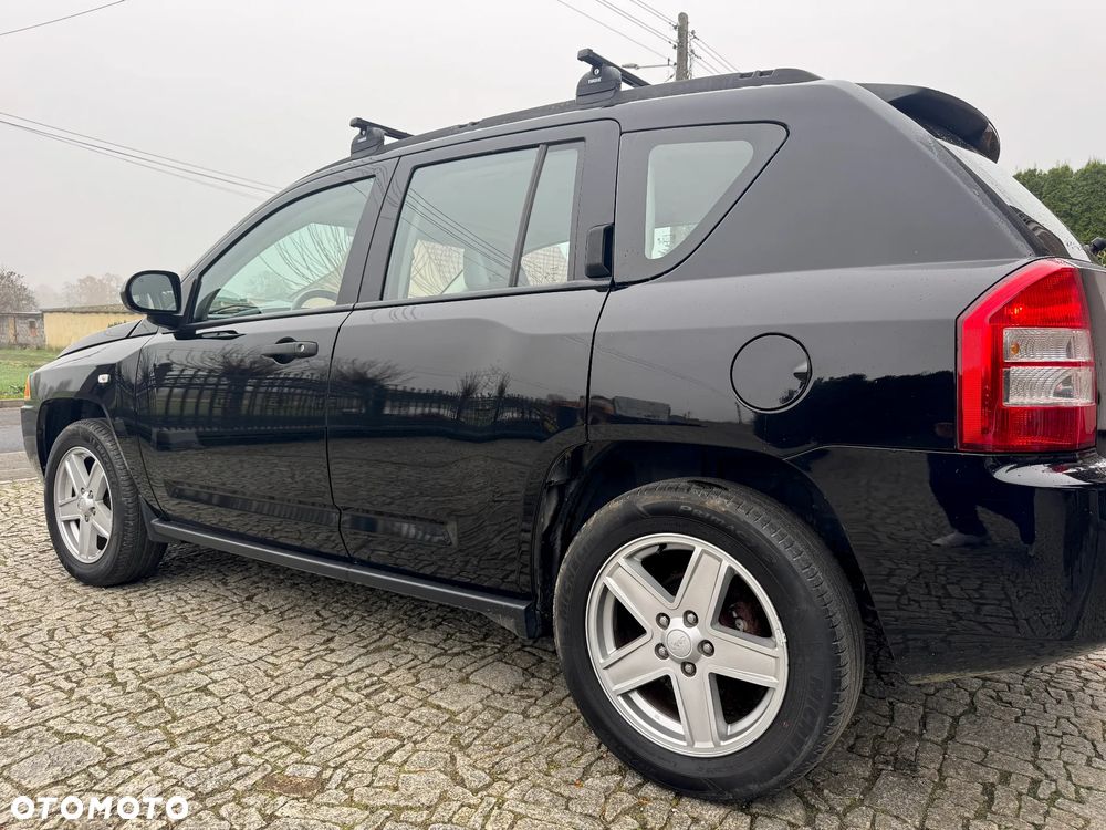 Jeep Compass 2.4I 4x4 Sport - 10
