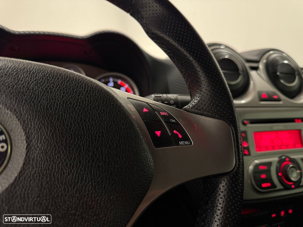 Alfa Romeo MiTo 1.6 JTDM Distinctive - 33