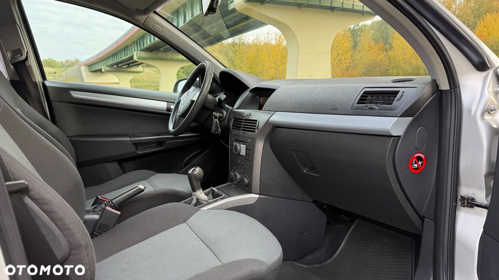 Opel Astra 1.6 - 19