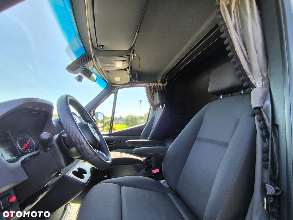 Mercedes-Benz Sprinter 315, Automat, Sypialnia, Winda, 8 Palet, Firana, Full Led, Salon Polska! - 17
