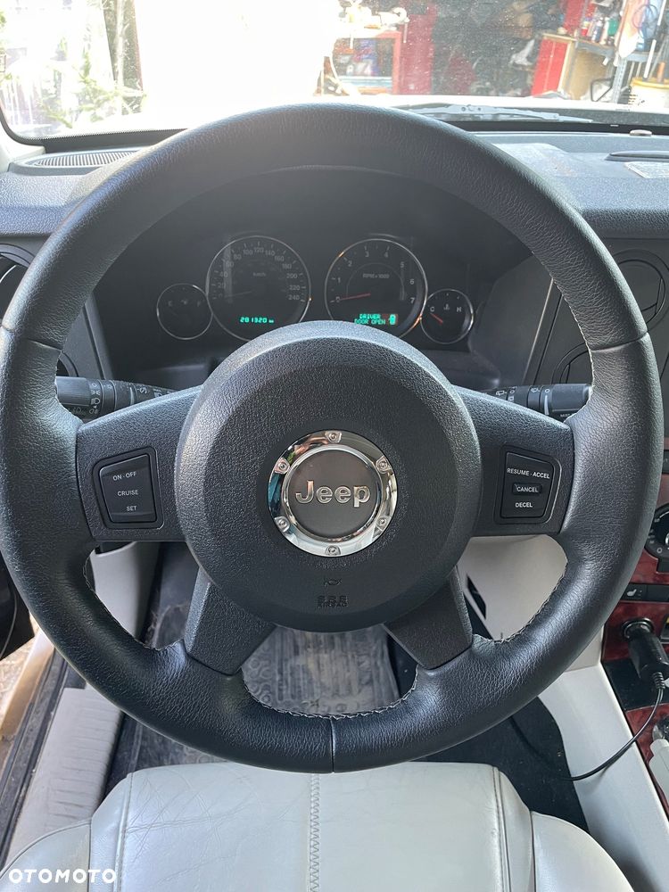 Jeep Commander 3.0 CRD Limited - 9