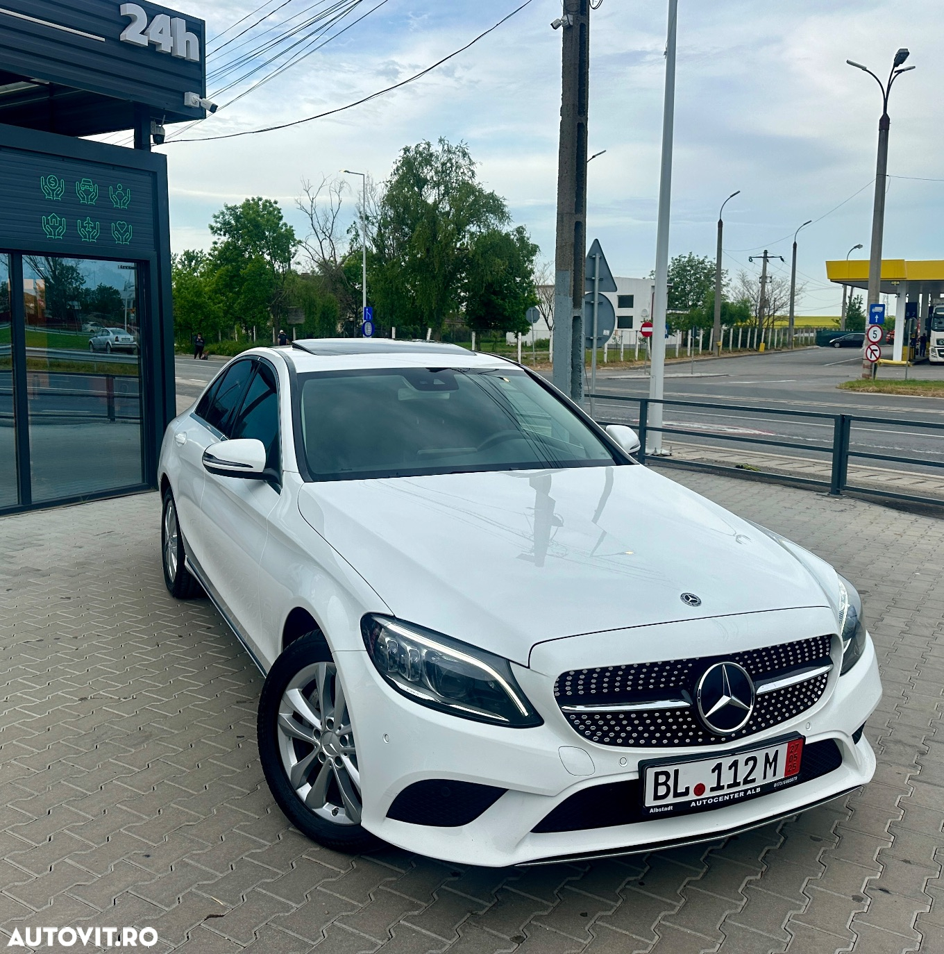 Mercedes-Benz C 220 d 4Matic T 9G-TRONIC AMG Line - 16