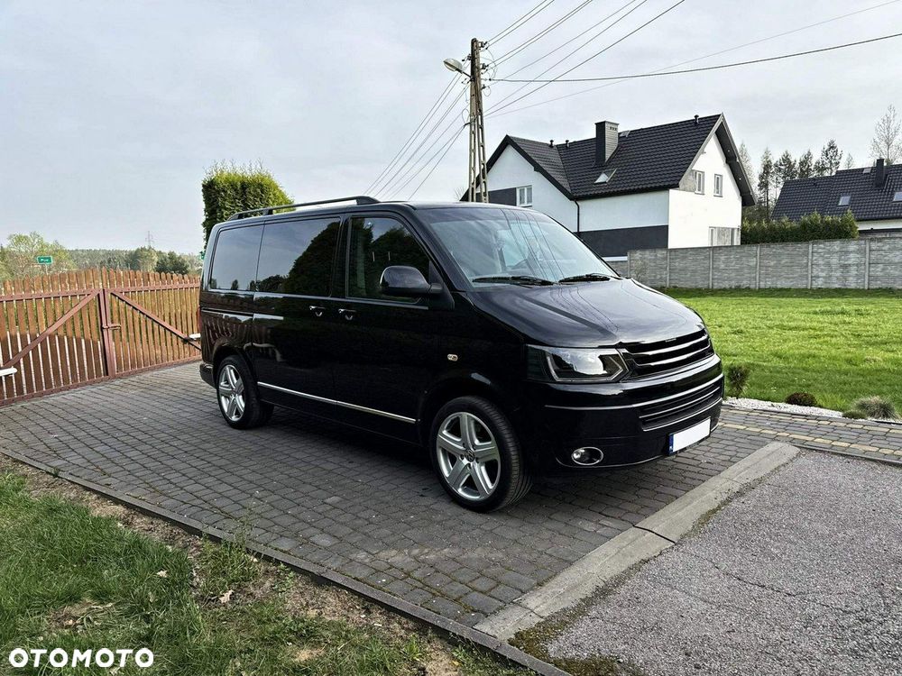 Volkswagen Multivan - 13