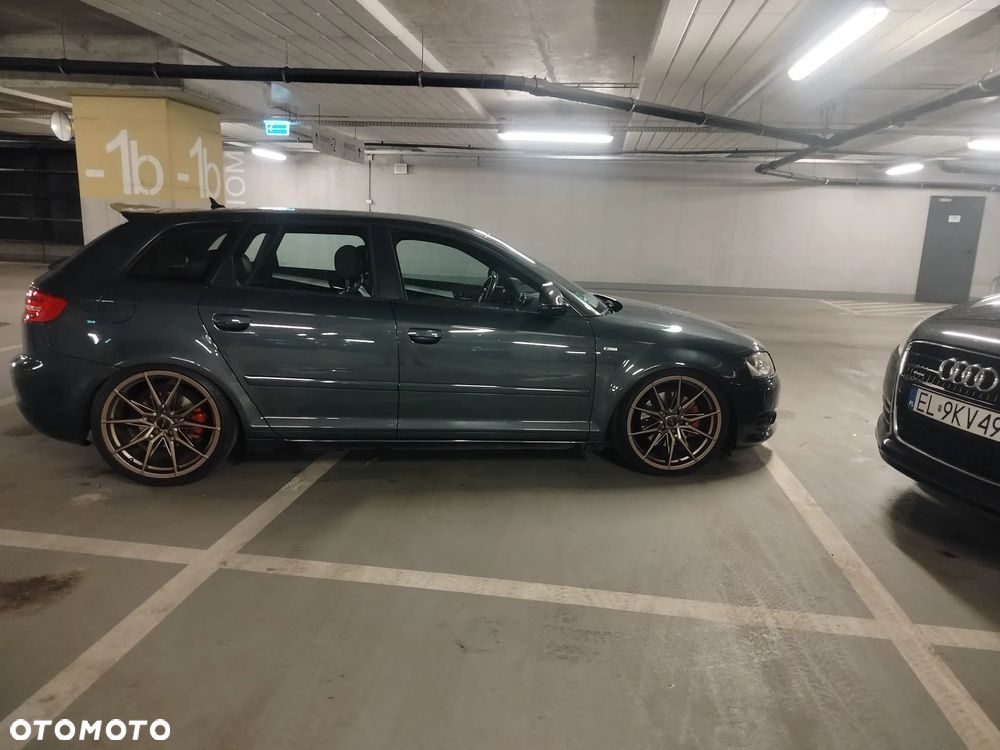 Audi A3 Sportback 2.0 TFSI S line Sportpaket - 4