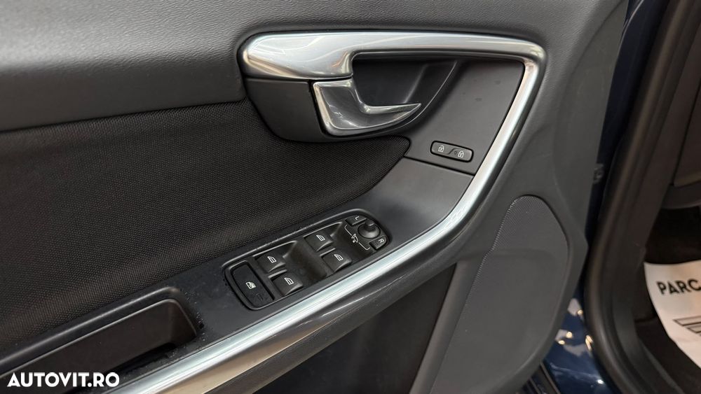 Volvo V60 - 23