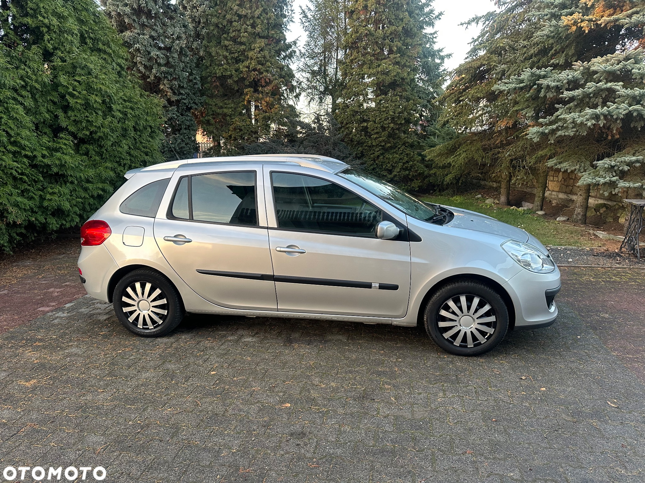 Renault Clio 1.2 16V Privilege - 10