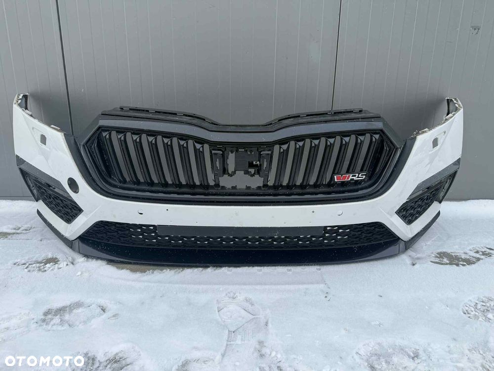 Skoda Octavia IV RS Zderzak Przód Przedni PDC SPRYSK RADAR LB9A 20-24 - 1