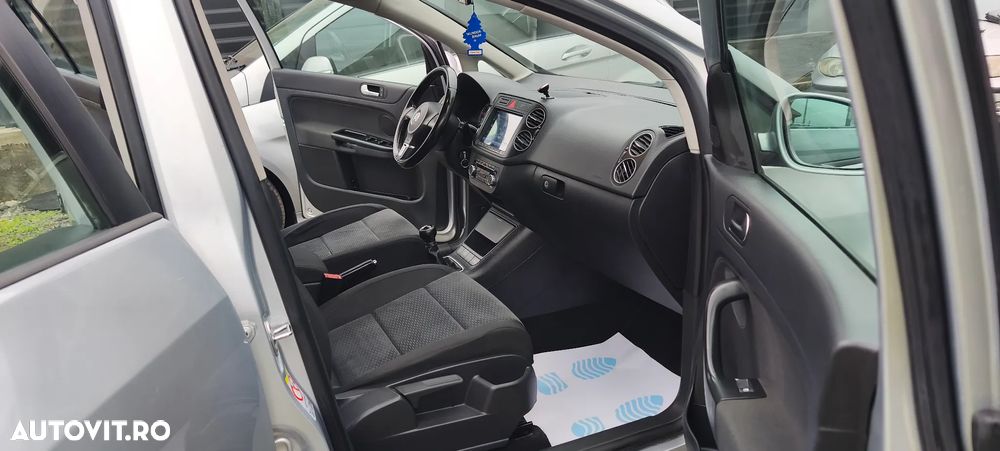 Volkswagen Golf Plus 1.6 TDI DPF Life - 19