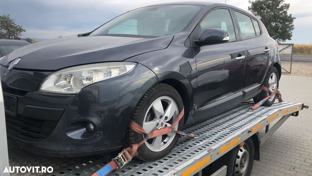 Dezmembram Renault Megane 3, 1.5 D an fabr 2009 - 1