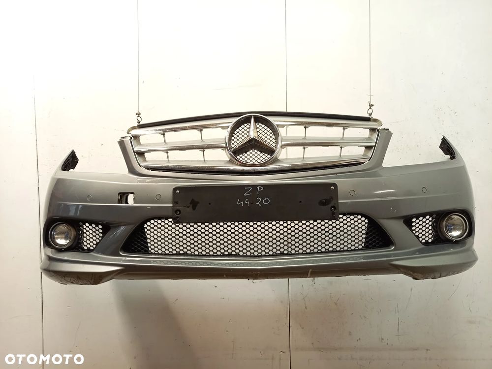 Mercedes A W 204 AMG zderzak przedni przod + Atrapa