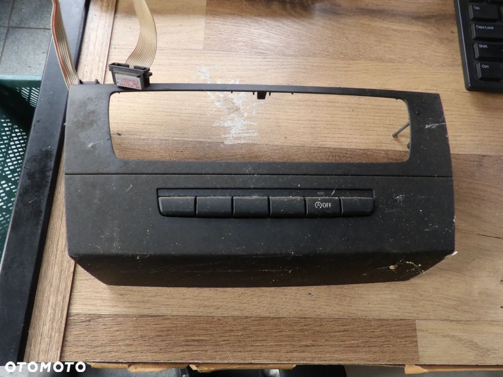 BMW - E90,E91 - PANEL STEROWANIA , RAMKA - ESP - 6970912 - 1