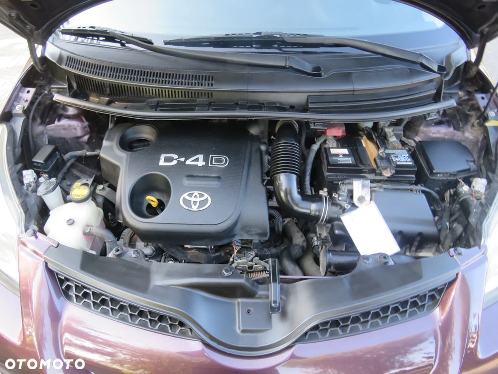 Toyota Urban Cruiser 1.4 D-4D 4x2 Town - 18