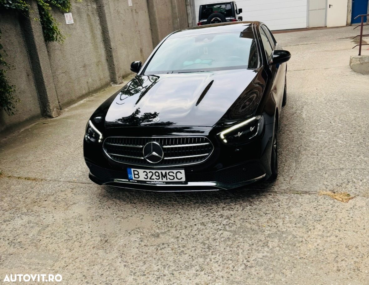 Mercedes-Benz E 220 d 4MATIC Aut. - 1