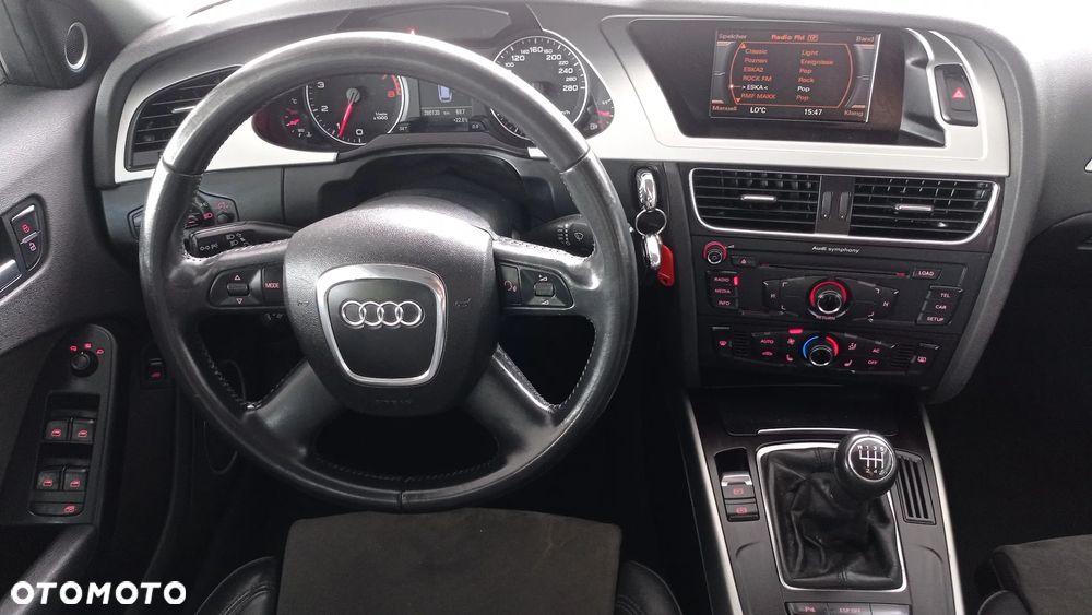 Audi A4 Avant 2.0 TFSI Attraction - 40