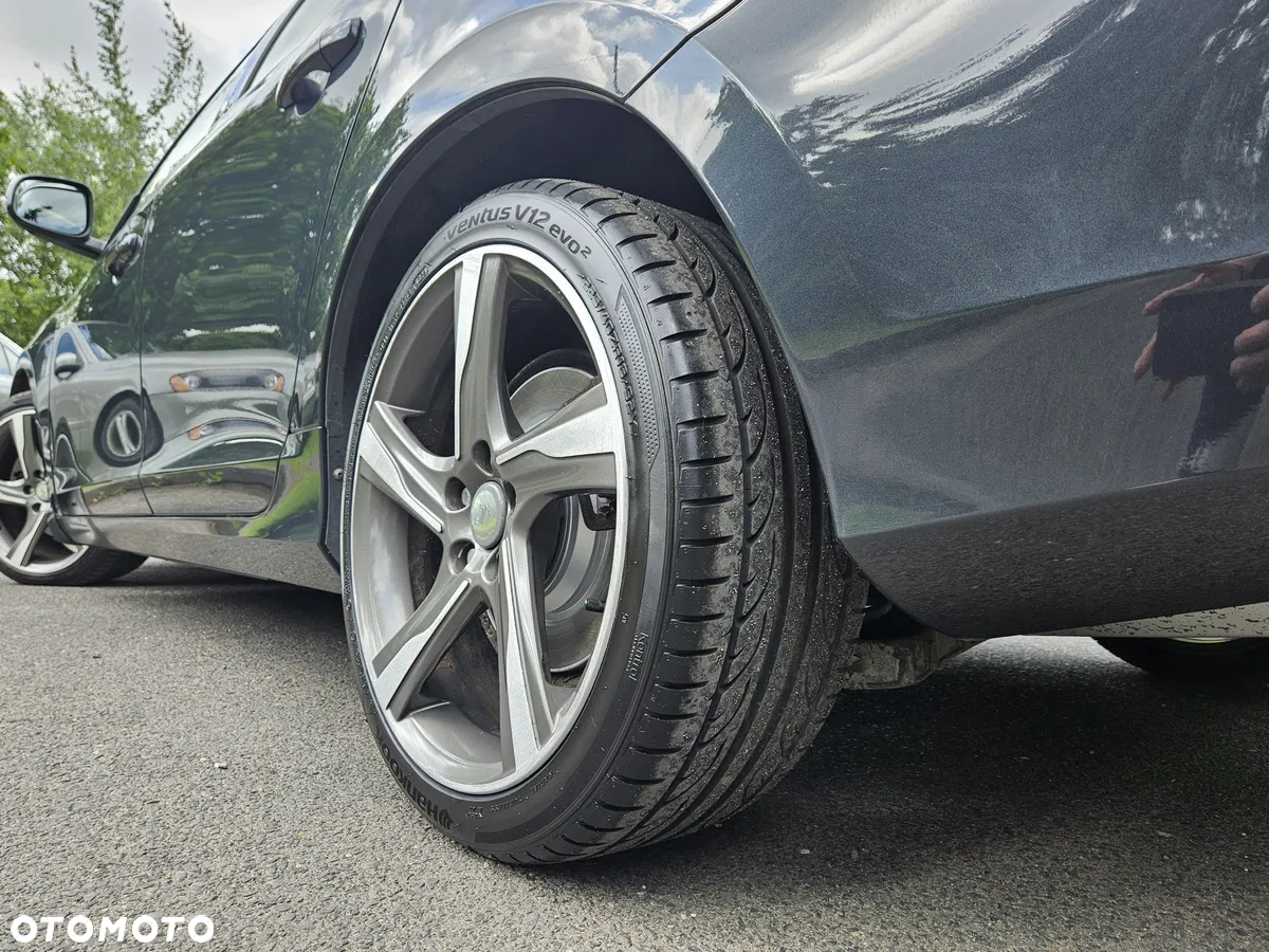 Volvo S60 D3 R-Design - 20