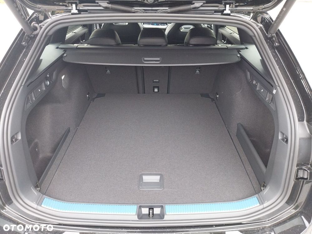 Volkswagen Passat Variant 2.0 TSI 4Mot R-Line Plus DSG - 10