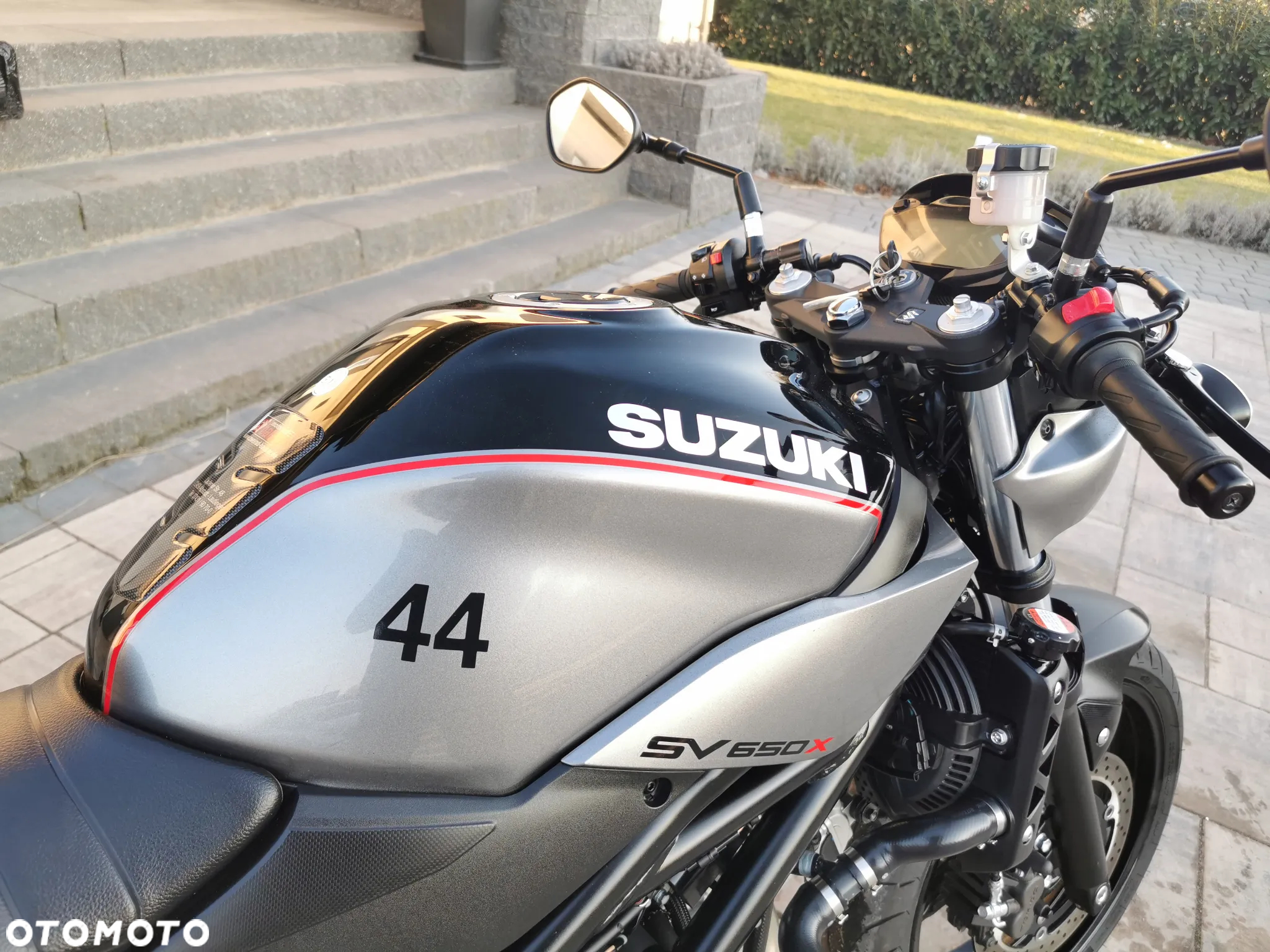 Suzuki SV - 21