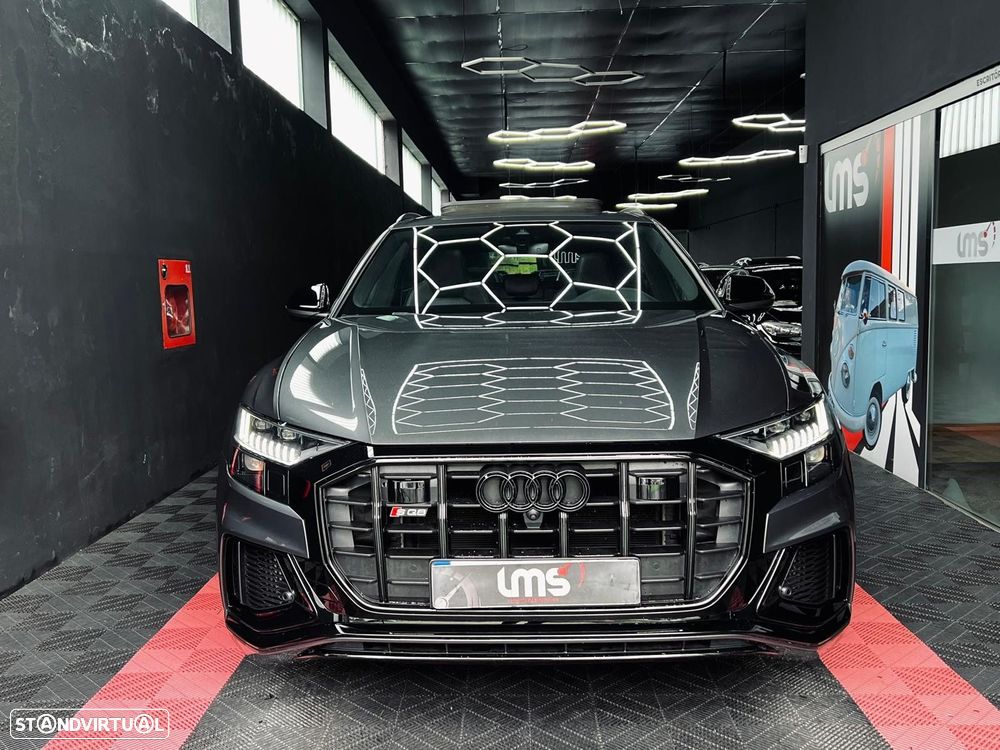Audi SQ8 - 3
