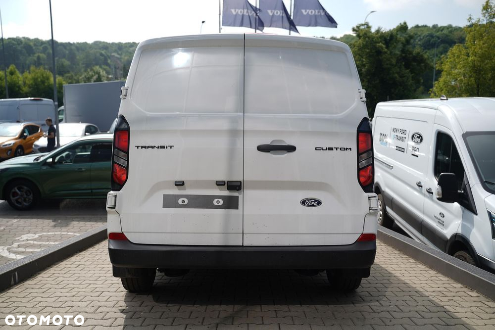 Ford Transit Custom - 5