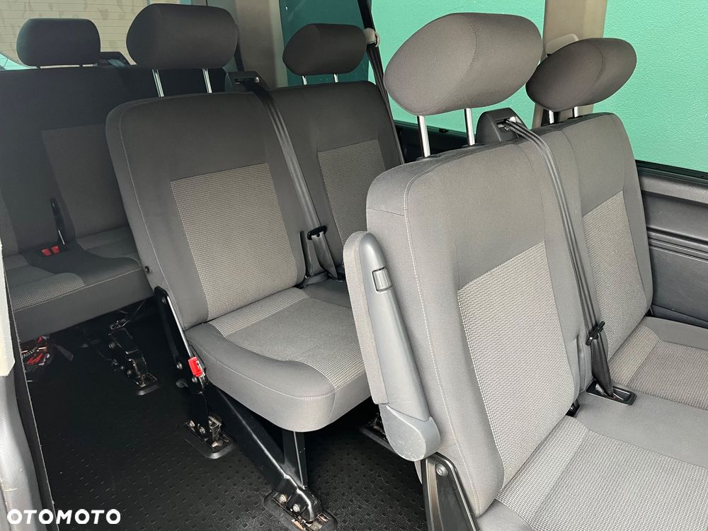 Volkswagen Caravelle L2 Trendline Mixt 4Motion - 25