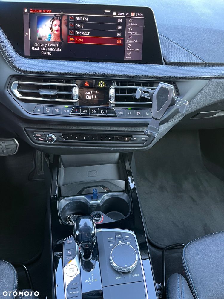 BMW Seria 2 218i M Sport - 17