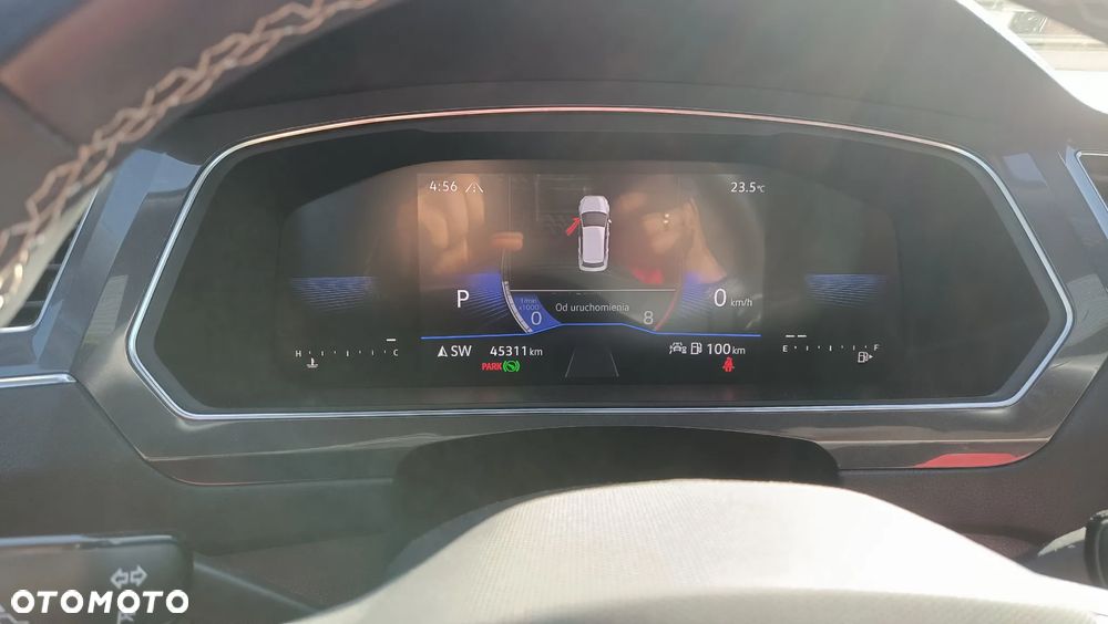 Volkswagen Tiguan - 16