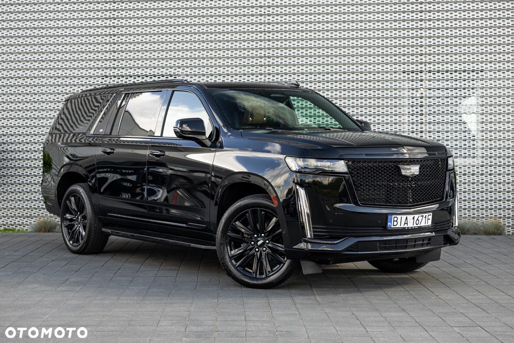 Cadillac Escalade - 2