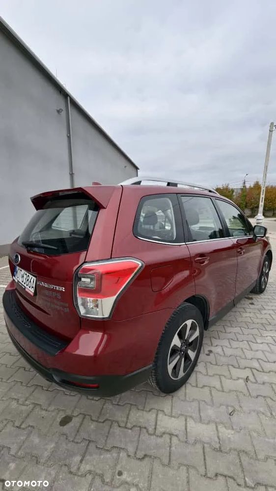 Subaru Forester 2.0 i Exclusive Lineartronic - 9