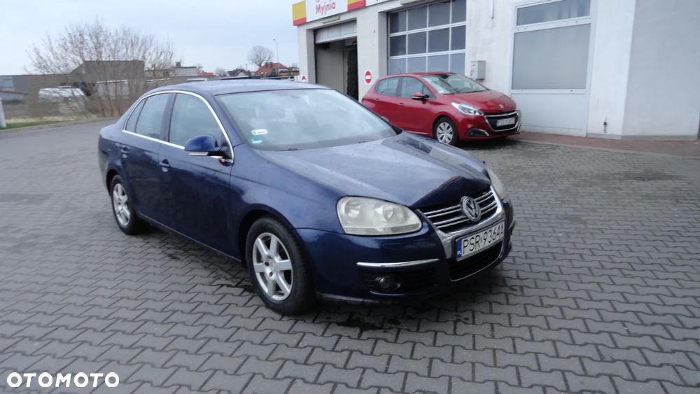 Volkswagen Jetta 1.9 TDI Comfortline - 2