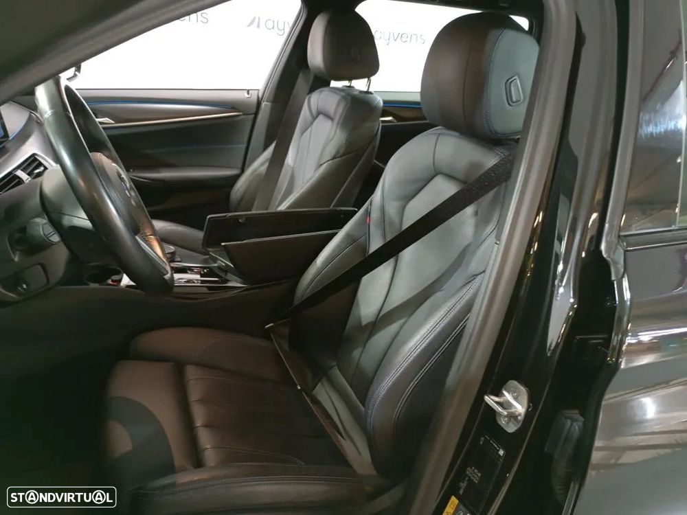 BMW 520 e Pack M - 5