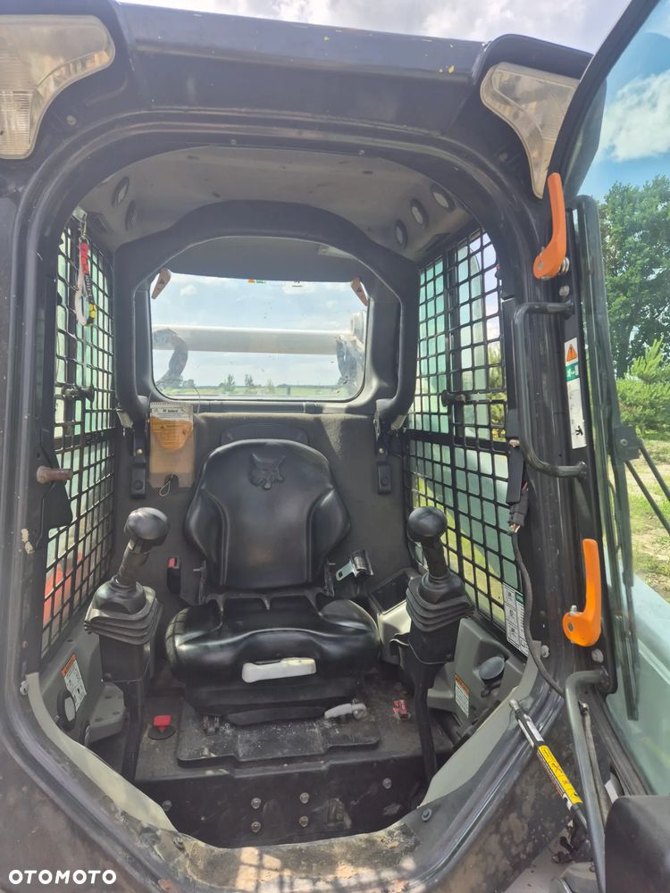Bobcat S750 - 13