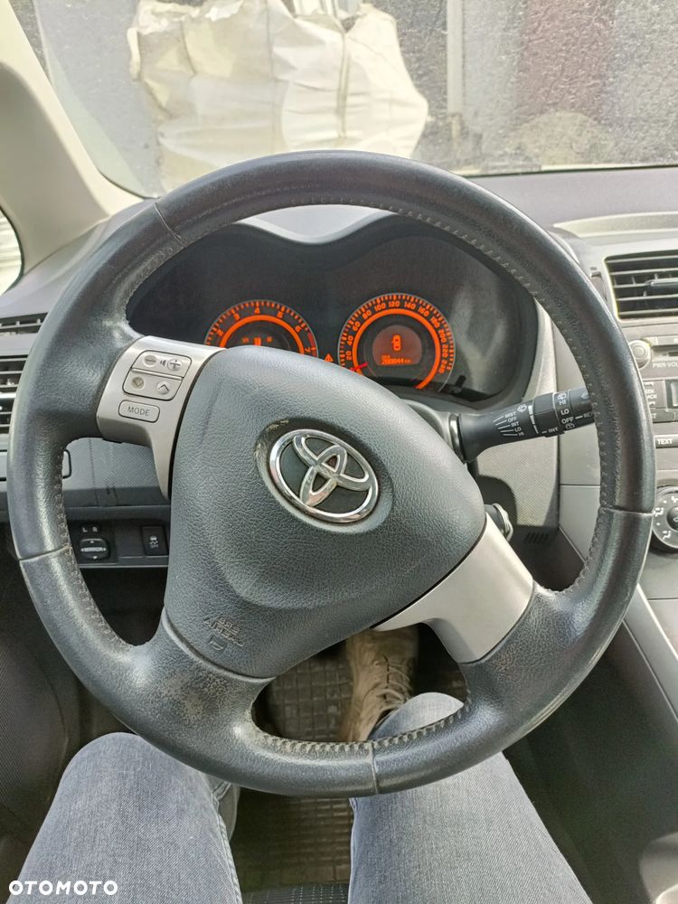 TOYOTA AURIS I 06-09 2007 r. kierownica multifunkcja  * - 1