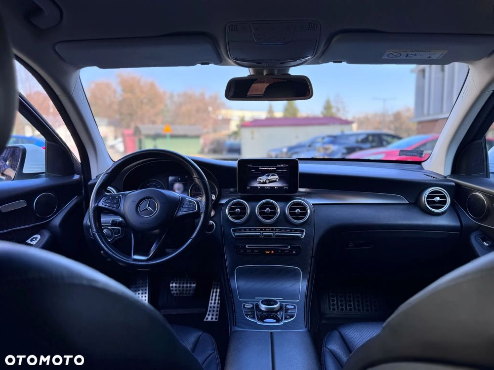 Mercedes-Benz GLC - 13