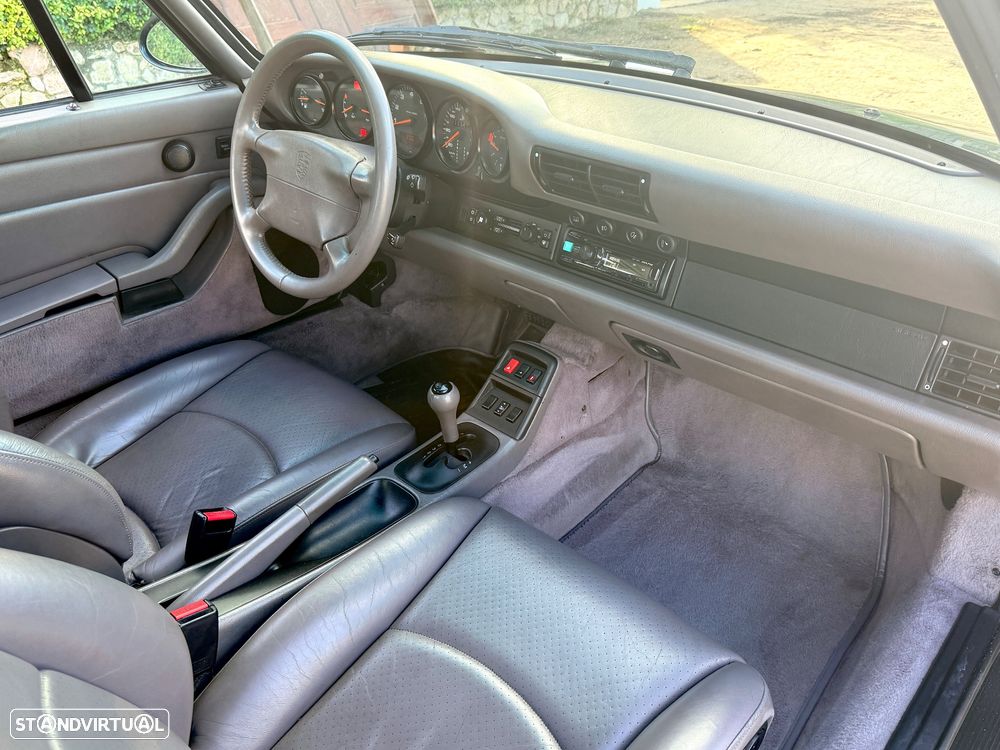 Porsche 911 (993) - 8