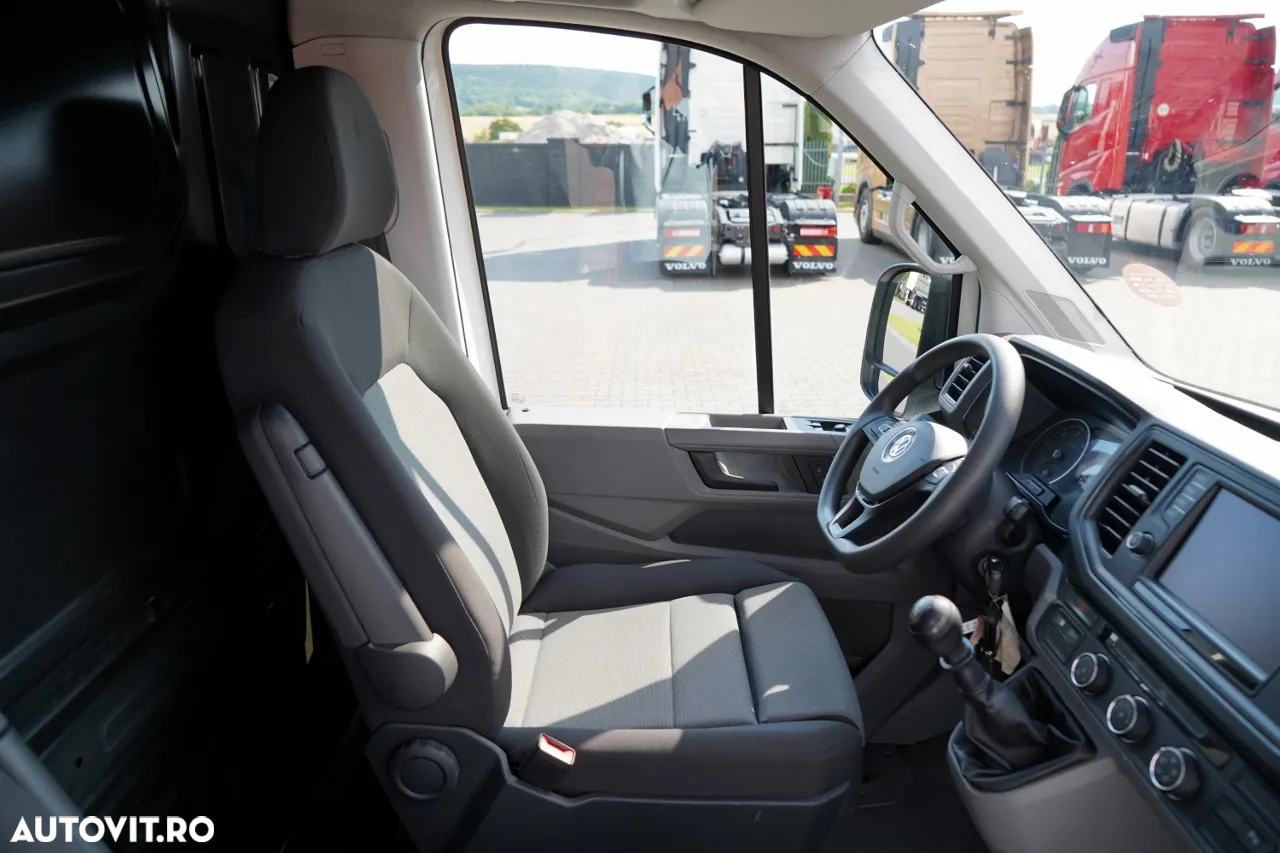 Volkswagen CRAFTER / 2.0 D / VAN TABĂ / GVW: 3500 KG / 2018 / IMPORTAT / DUPĂ CONTRACTUL DE SERVICE - 24